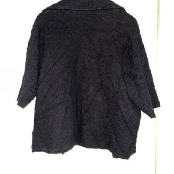 Eileen Fisher Woman Size 1X Black Textured Cotton Blend Notched Collar Cardigan. - Picture 4 of 6